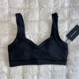 YPB Abercrombie & Fitch sculptLUX
Sweetheart Sports Bra